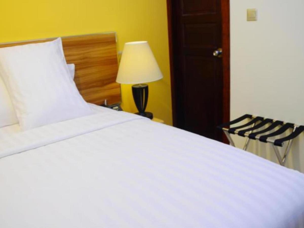 The Grand View Hotel Male Exterior foto
